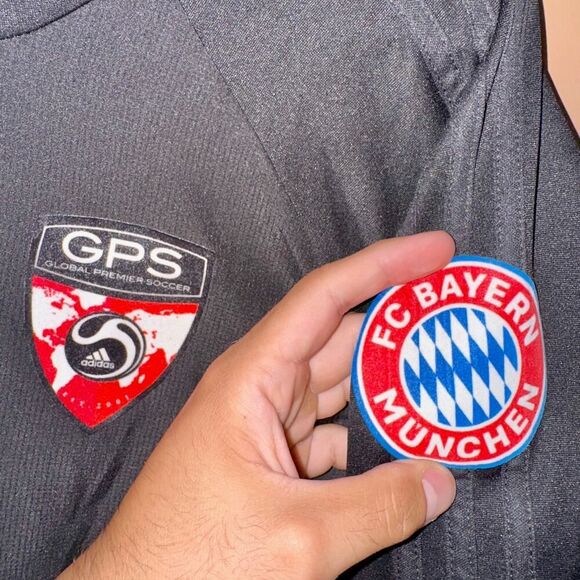 Adidas FC Bayern Munchen Soccer 1/2 Zip Cowl Neck Athletic Jacket Gray - Size S - Picture 2 of 8